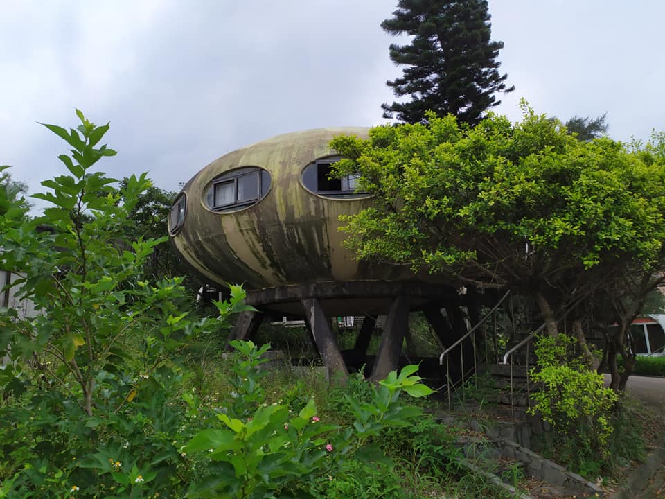 Abandoned Futuro resort, Yehliu, Taipei