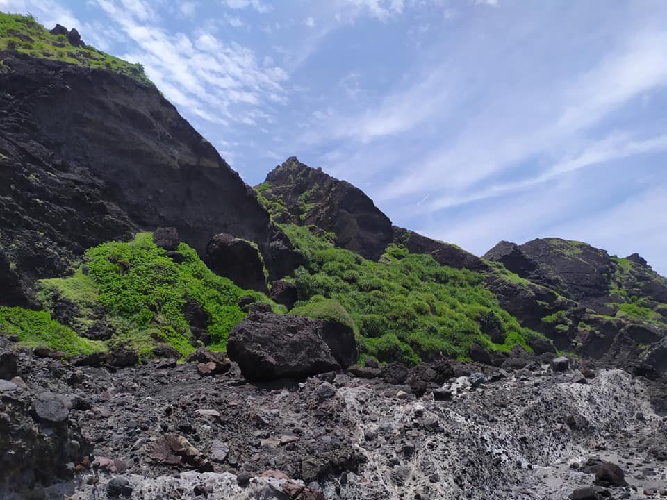 Rocky terrain at Sanxiantai Arch Bridge, Taitung