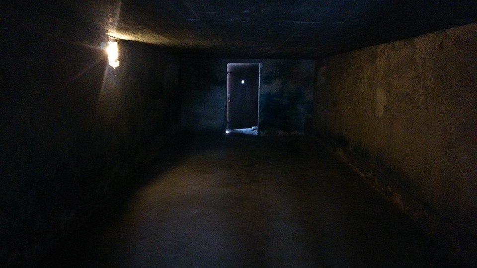 Inside gas chamber